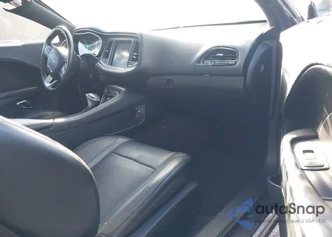 2018 Dodge Challenger Sxt Plus z USA, uszkodzony, nr VIN 2C3CDZAG8JH259354